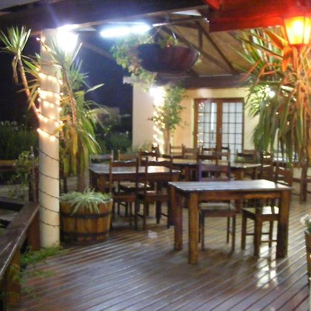 Pine Lodge Resort George Esterno foto